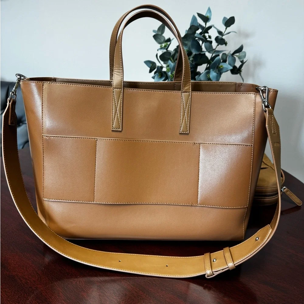 Calpak Haven 16’ Laptop Tote Bag in Toffee - Like New